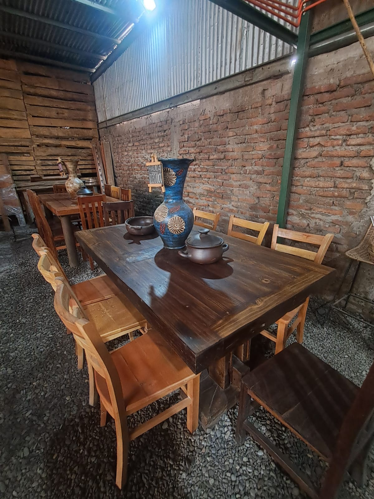 Comedor Rústico Oscuro de madera de roble
