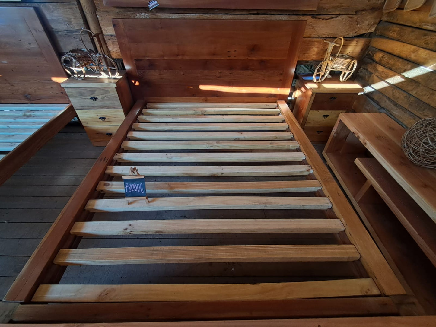 Cama rustica de roble de 2 plazas