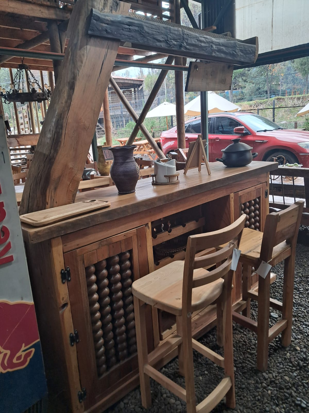 Bar Rustico Raíces de roble