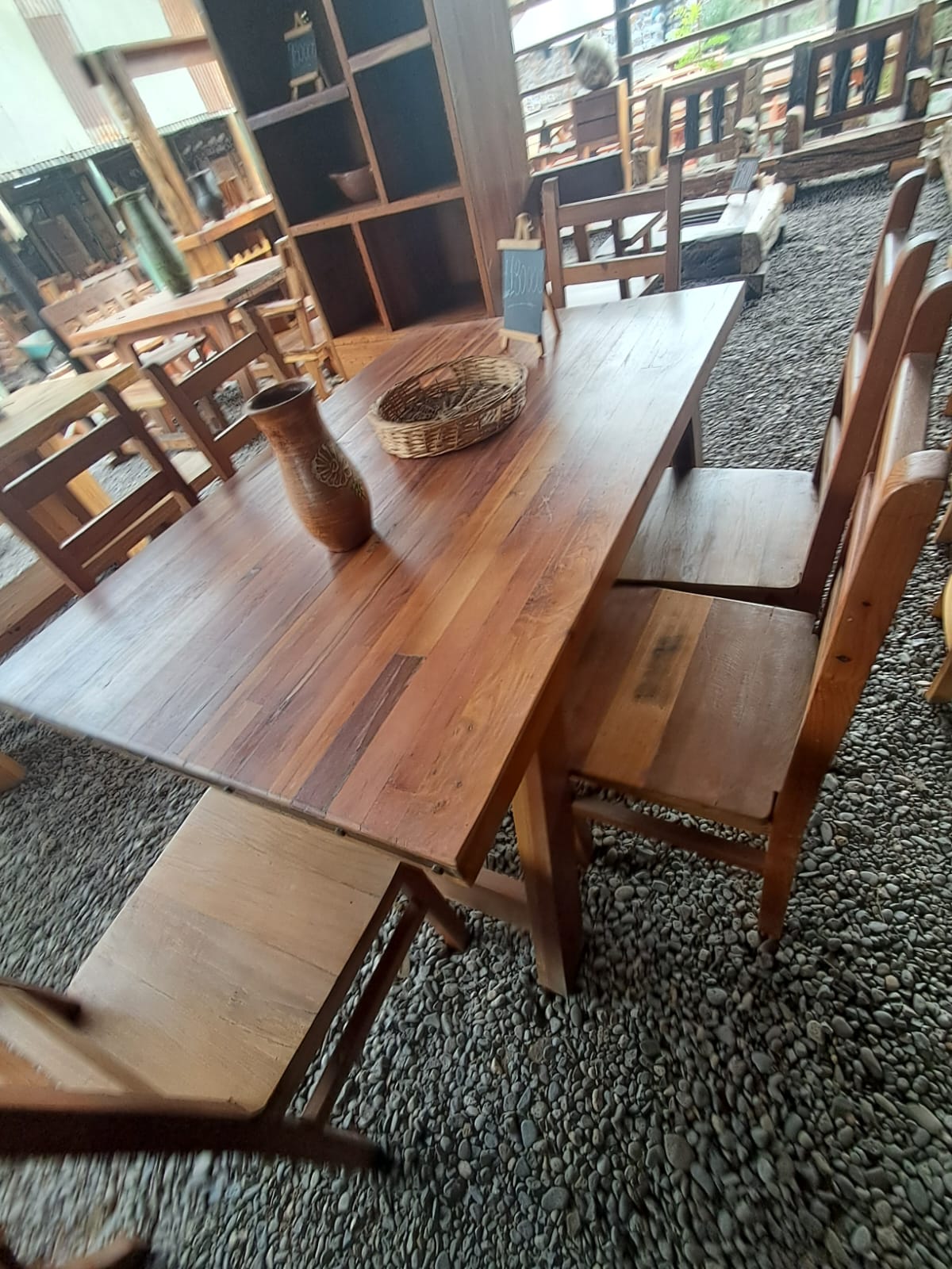 Comedor rustico De Tradición Chilena echo de roble