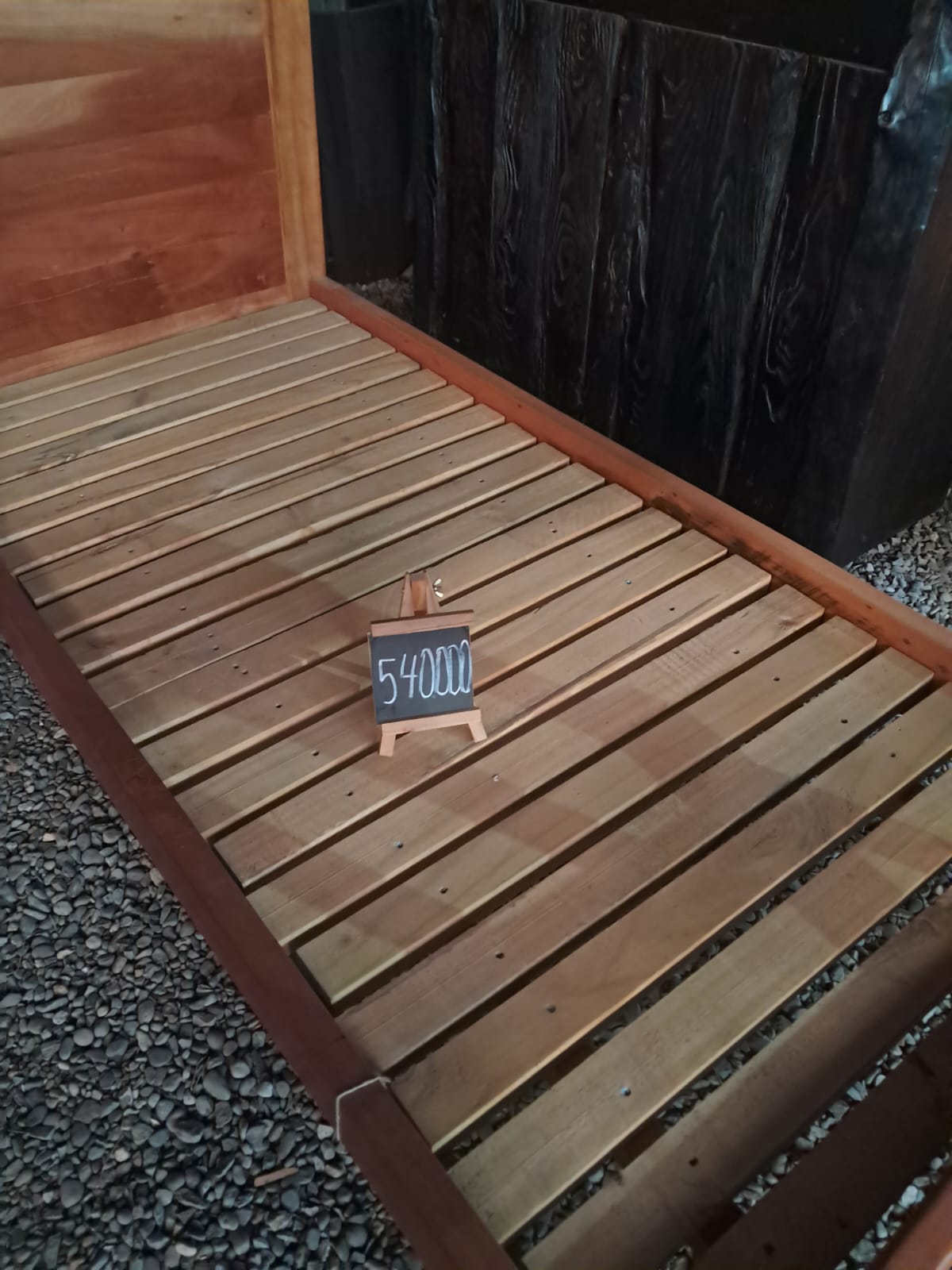 Cama Rústica de una plaza de madera de roble