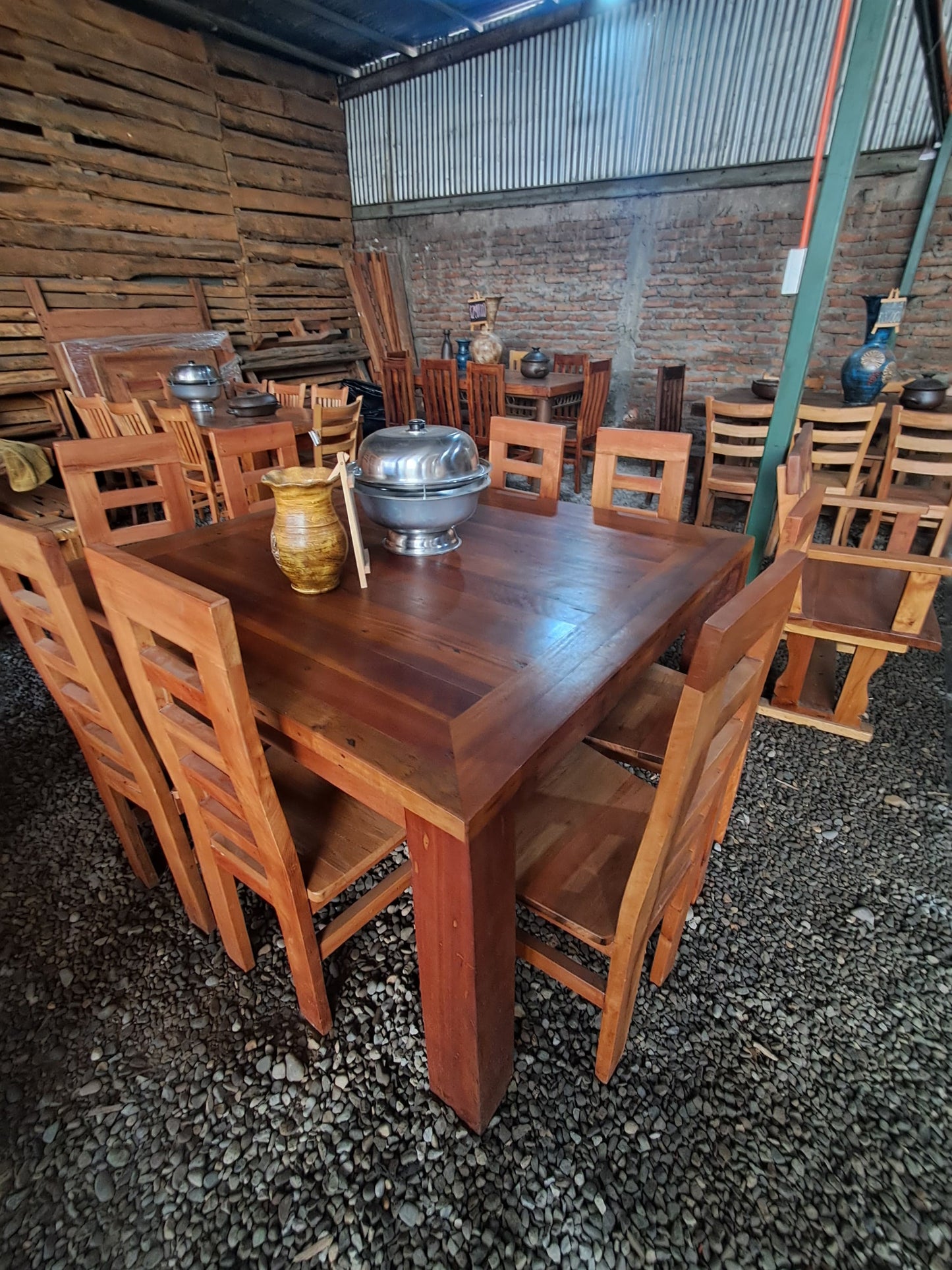 Comedor Rústico cuadrado con Enmarcado Robusto