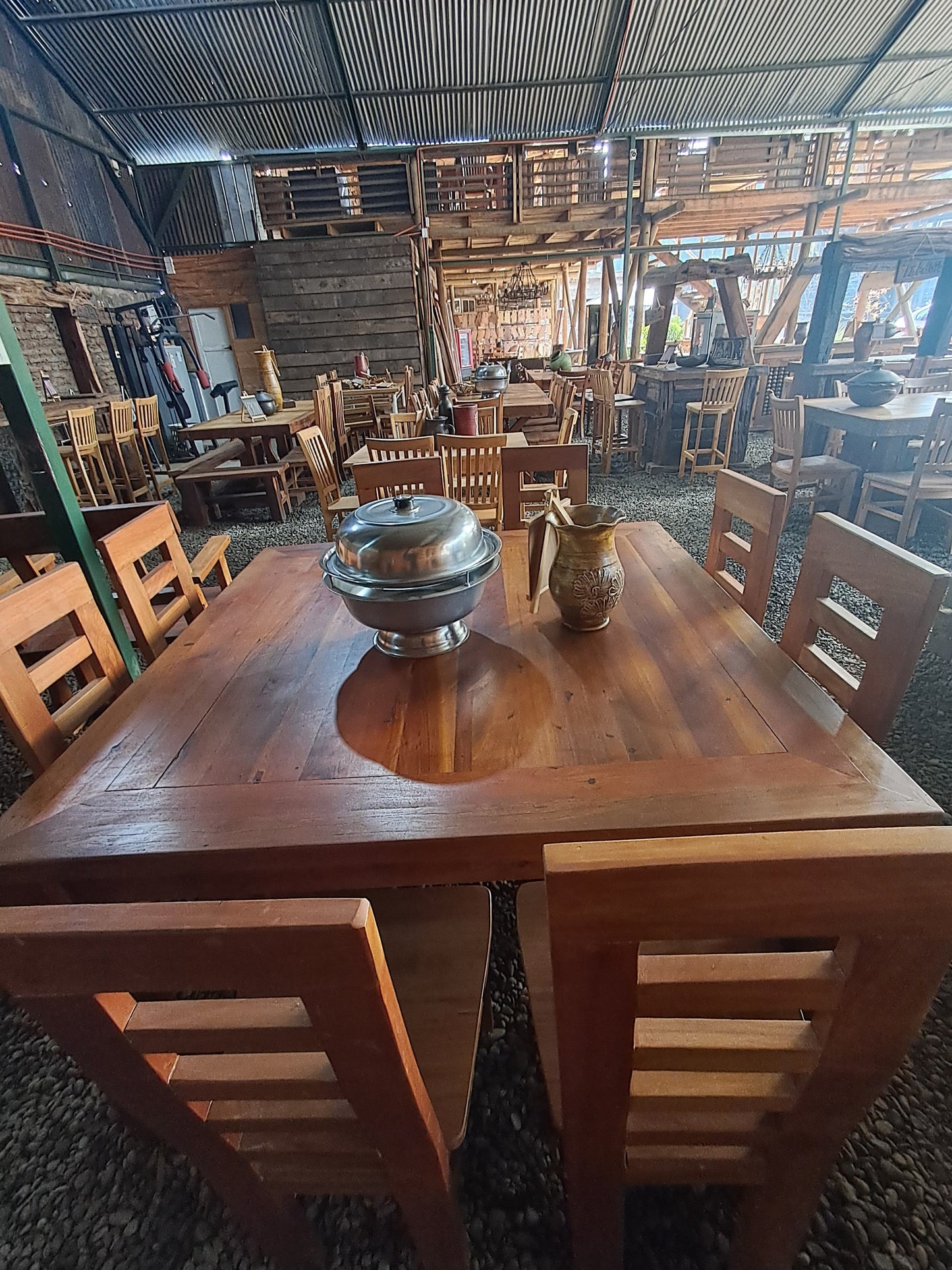 Comedor Rústico cuadrado con Enmarcado Robusto