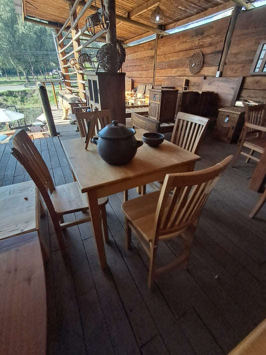 Comedor Rústico de madera de lenga