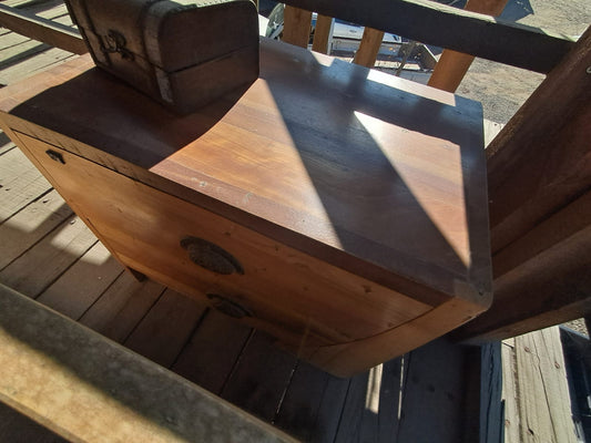 velador Rústico de Madera Maciza - Estilo compacto