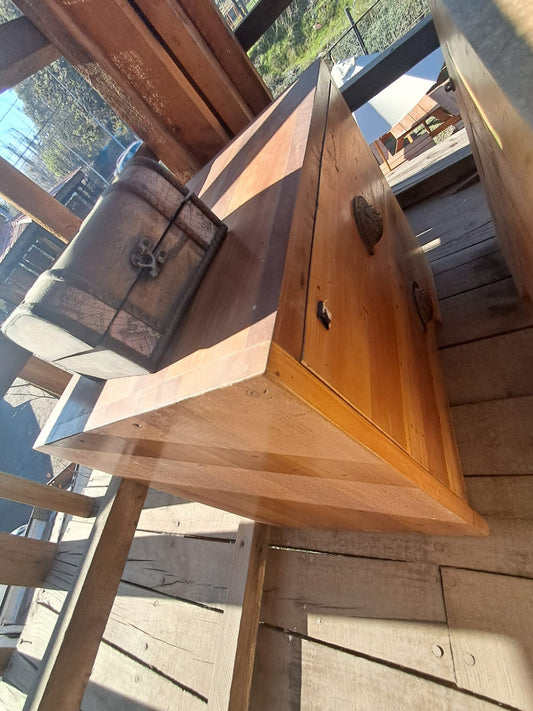 velador Rústico de Madera Maciza - Estilo compacto