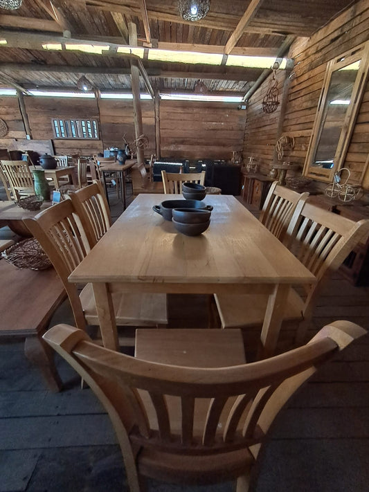 Comedor Rectangular de Madera de lenga