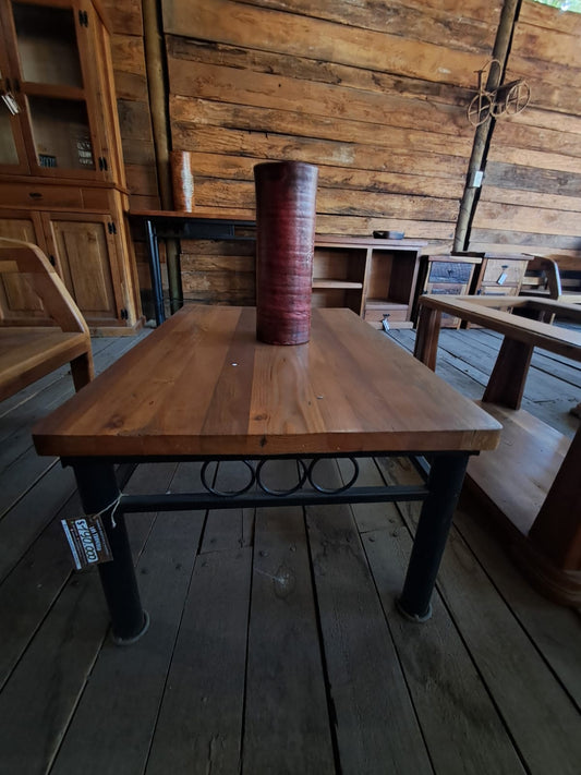 Mesa de Centro con Hierro Forjado y Madera