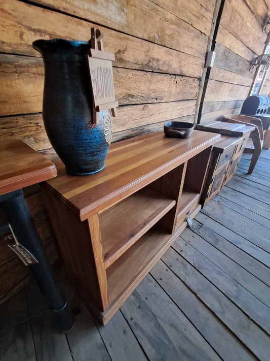 Mueble Buffet Rústico con Estantes Abiertos