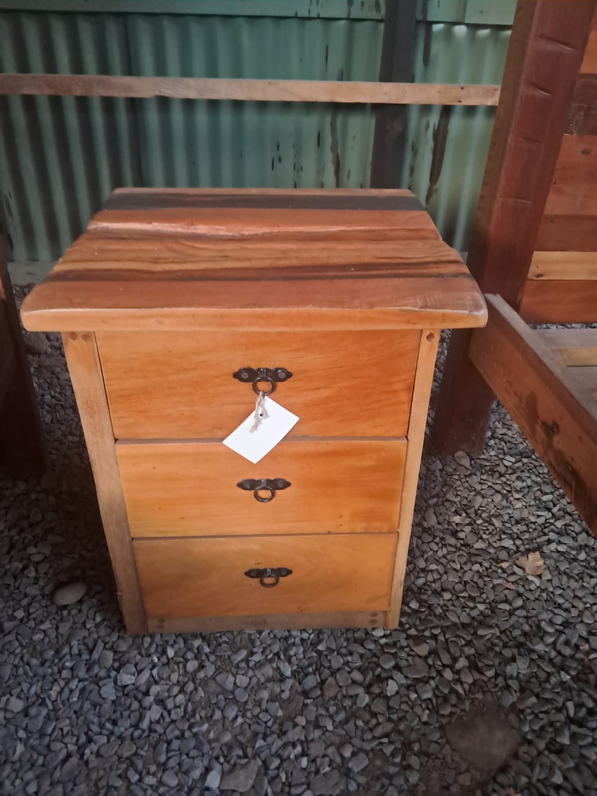 Velador Rústico de Madera de roble con 3 Cajones